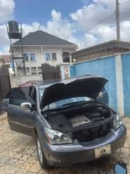 A picture of Rx 330 2005 06 very clean everything working perfect including