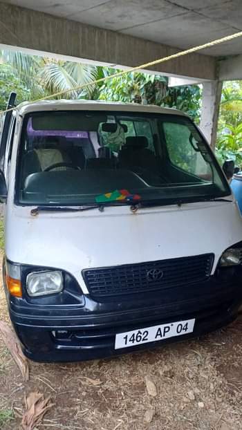 used toyota hiace