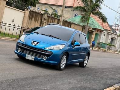 A picture of EXTREMELY CLEAN NIGERIAN USED PEUGEOT 207 AUTOMATIC TRANMISSION ORIGINAL DUTY