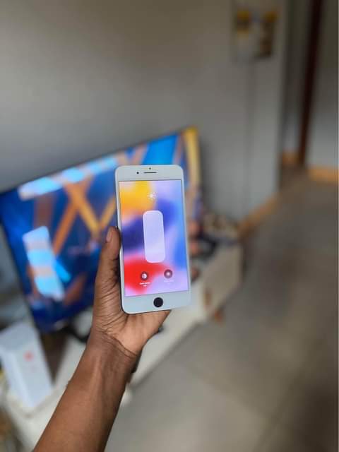 A picture of IPHONE 7PLUS