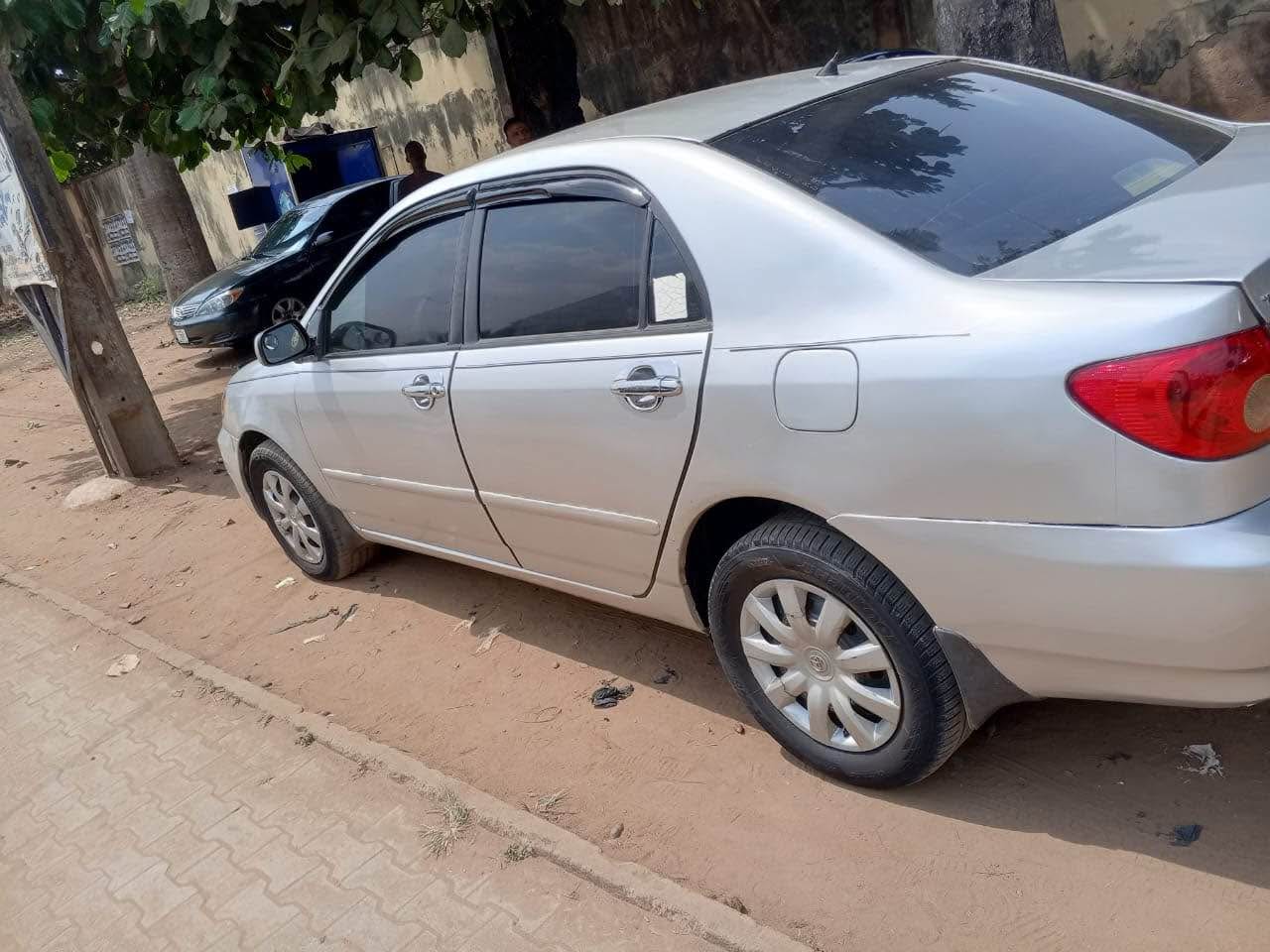A picture of Toyota Corolla 2006