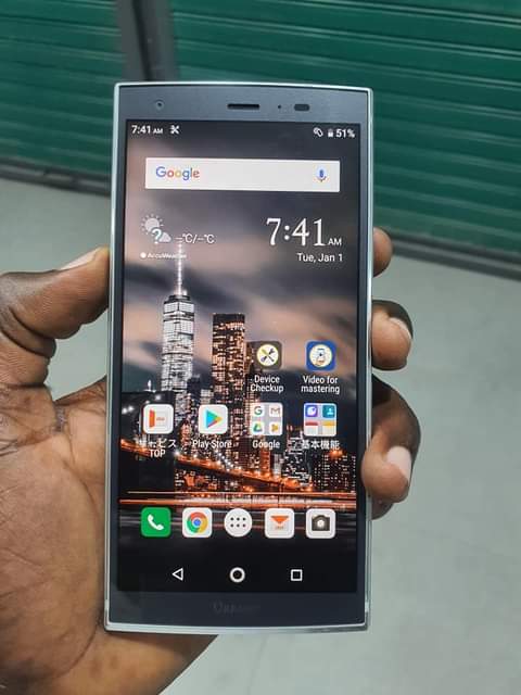 A picture of URBANO 64GB RAM4 TSH 200 000