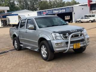 isuzu kb300