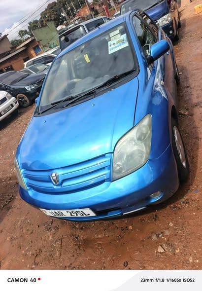 A picture of Toyota IST 12 5m 0706 145834
