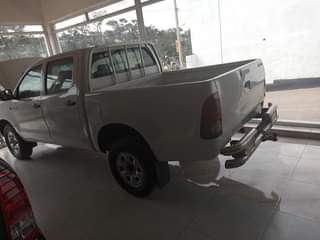 used toyota hilux