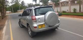 A picture of Rav 4 Kili time 8 8 8mil 0655123103