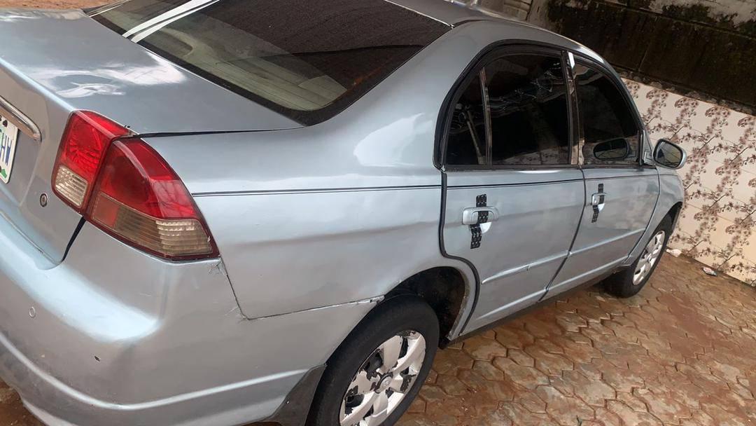 A picture of Honda civic 2005