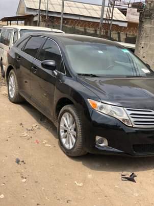 A picture of Toyota Venza 2010 model