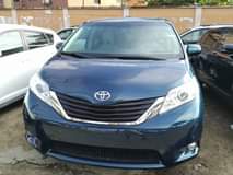 A picture of 2012 Toyota sienna Limited tokumbo Price 12 2m Location Amuwo