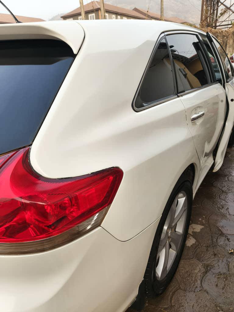 A picture of Good deal for DILLA only Toyota venza 2010 model untempered