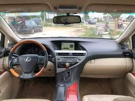 A picture of Lexus Rx350