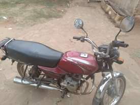 A picture of Bajaj boxer motorcycle for sale