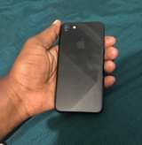 A picture of iphone 7 128gb