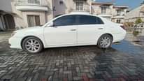 A picture of Toyota Avalon 2009 Model