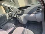 A picture of Foriegn used toyota Voxy 2005