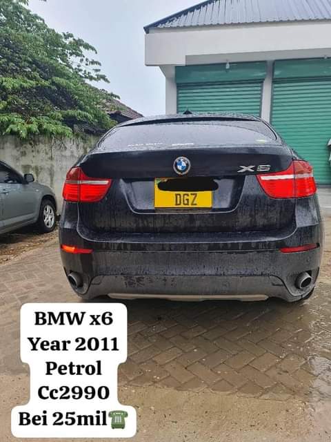 A picture of BMW X6 Yom 2011 Engine capacity 2990Cc Petrol engine Price