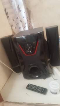A picture of nauza bufa langu na shida na pesa sana wanangu kila