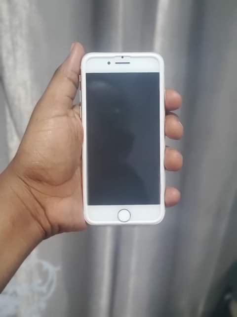A picture of IPHONE 8