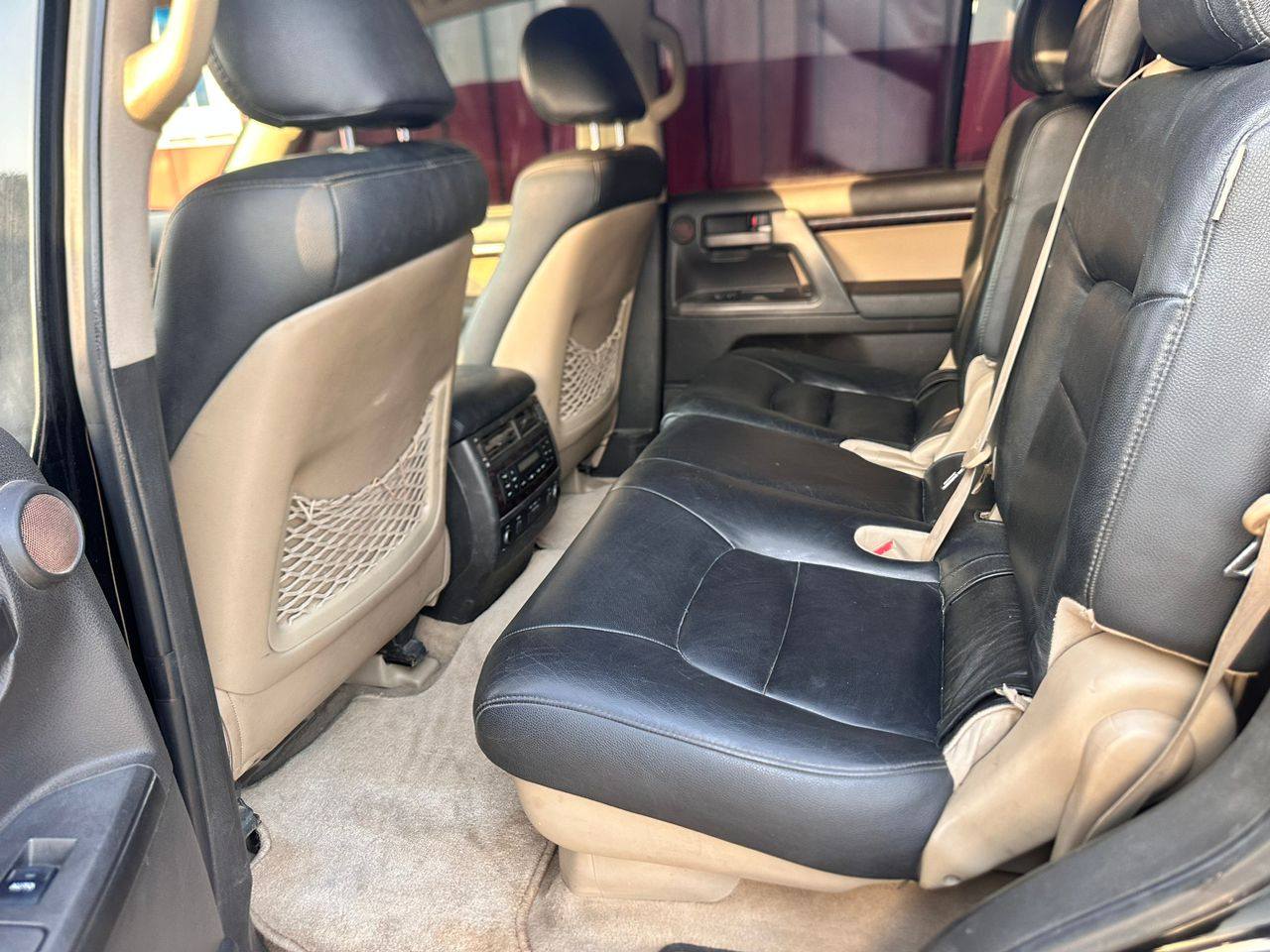A picture of 2010 Toyota Land cruiser