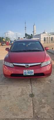 A picture of Belgium escape honda civic 2008 engine and gear untempered ac