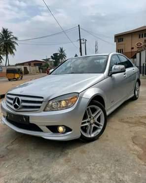 A picture of FOREIGN USED 2010 MERCEDES BENZ C200 KOMPRESSOR SPORT Accident Free