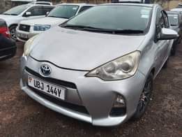 A picture of Toyota Aqua Hybrid 2013 At 25m 0706044260 0774245262