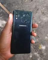 A picture of SAMSUNG A10S GB32 PRICE 120000 0754525521