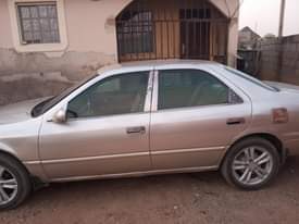 A picture of Toyota Camry pencil light