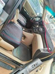 A picture of Toyota highlander 2005 Neatly used Engine untouched Gear Untouched Ac
