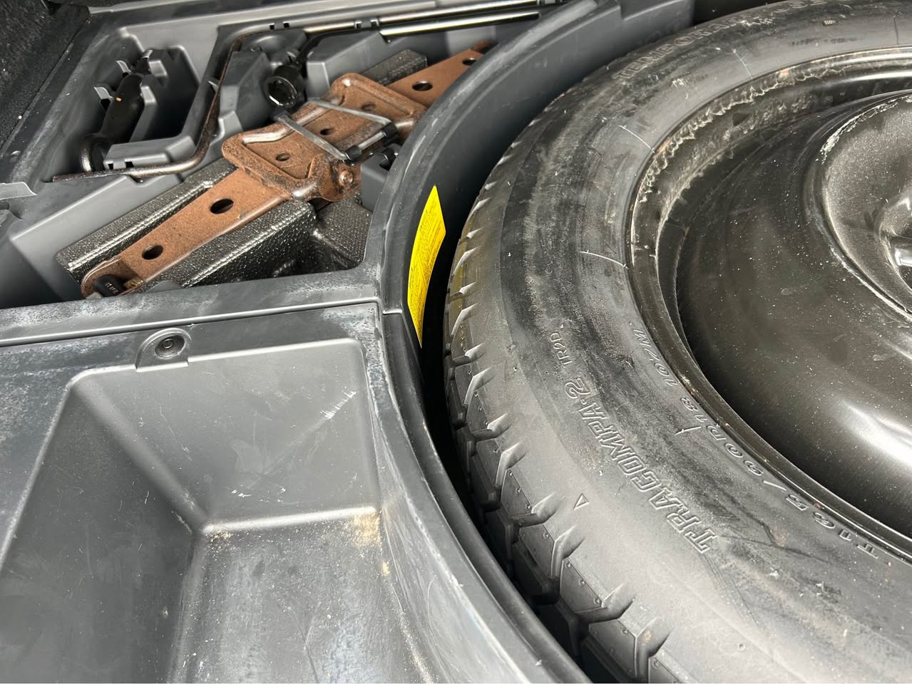 A picture of FOREIGN USED LEXUS RX 350 FOR SALE.