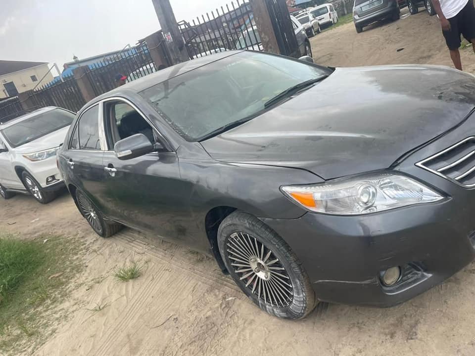 A picture of Toyota Camry 2008 just buy and drive 07033882069