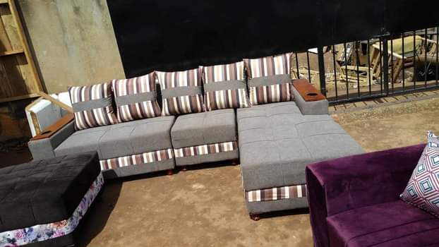 A picture of Sofas L shaped at fair prices