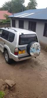 A picture of Toyota Prado inauzwa