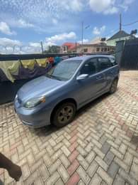A picture of Toyota matrix 2004 xr 90 first body Registered First user