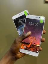 A picture of VIVO X7 PLUS SIMU BOMBA KILA KITU HADI CAMERA HADI
