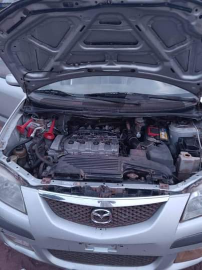 A picture of 2003 Mazda Primacy Mazda
