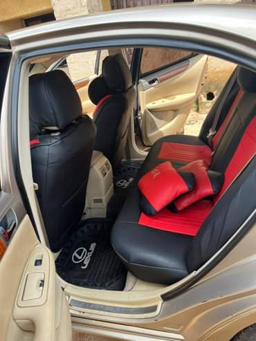 A picture of Es330 up for sale Everything is perfect and untampered Nothing