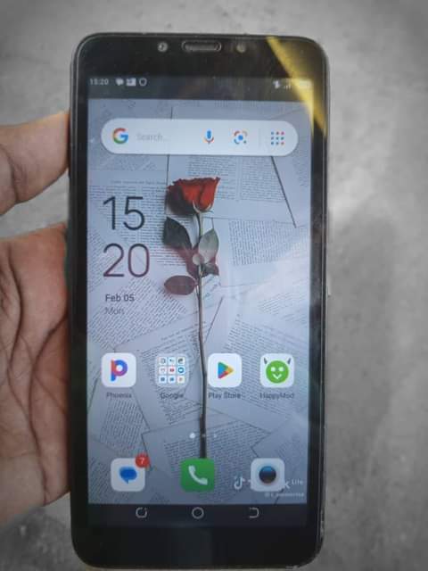 A picture of Tecno pouvoir 3 air