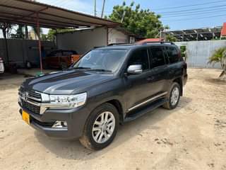 A picture of Land Cruiser V8 Diesel Automatic