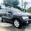 A picture of TOYOTA KLUGER GARI KALI SANA ENGINE AIJAWAI KUGUSWA HAIANA TATIZO