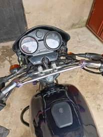 A picture of Boxer 125