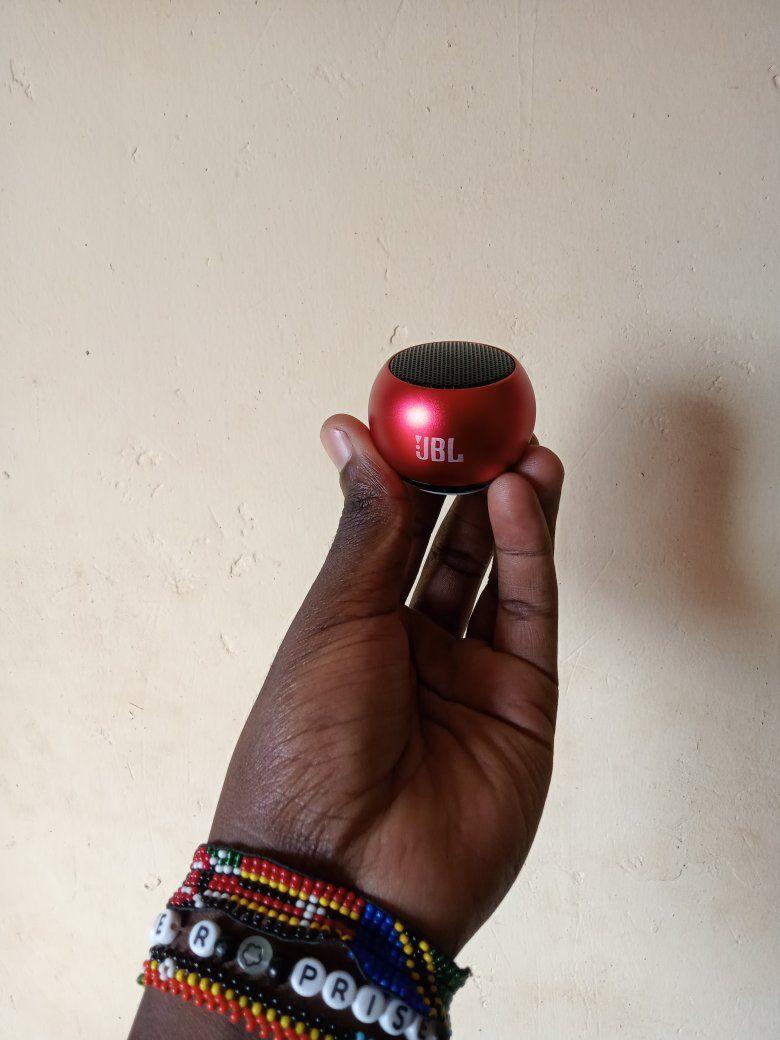 A picture of JBL speaker