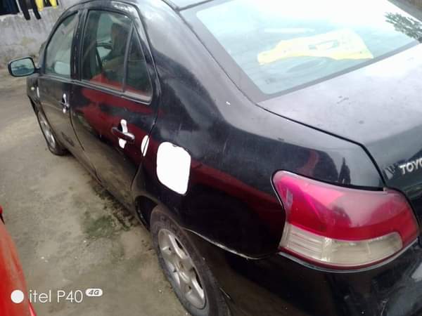 A picture of Toyota Yaris I m very sure of the engine The