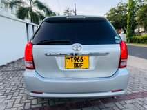 A picture of Toyota Wish for sale