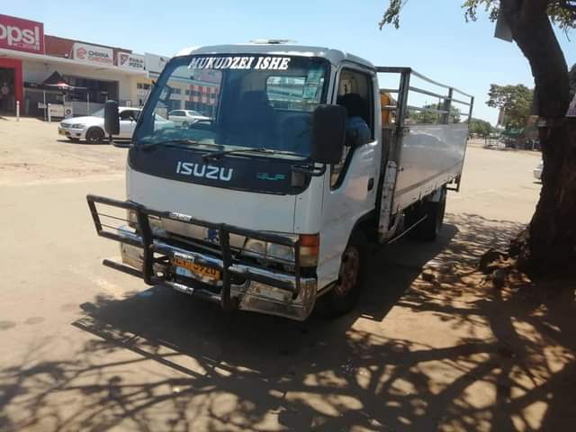 classifieds/cars isuzu