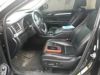 A picture of 2016 Toyota Toyota Highlander