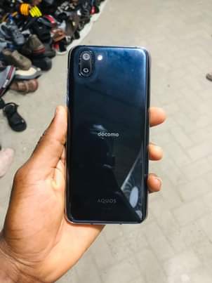 A picture of AQUOS DOCOMO R2 MPYA BADO