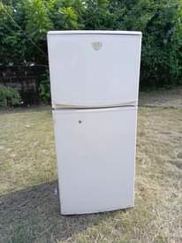A picture of Ofa ofa Samsung fridge double door inagandsha Sana bei 240000
