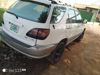 A picture of 2002 Lexus RX 300