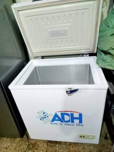 A picture of ADH 200 LTRS DEEP FREEZER